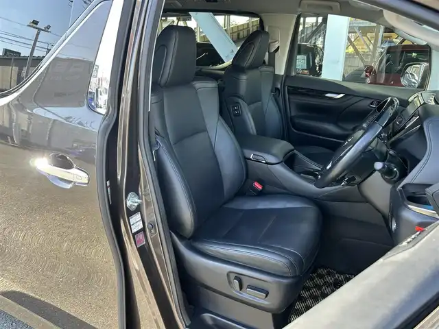 トヨタ ヴェルファイア Z Gエディション 静岡県 2019(平31)年 7.1万km グラファイトM トヨタセーフティーセンス/7人乗り/純正10インチナビ/FM/AM/CD/DVD/Bluetooth/SD/フルセグTV/クルーズコントロール/バックカメラ/ビルトインETC/両側電動スライドドア/LEDヘッドライト/オートライト/オートハイビーム/デジタルインナーミラー/ステアリングヒーター/全席パワーシート/メモリーシート/プッシュスタート/スマートキー/オットマン/純正18AW