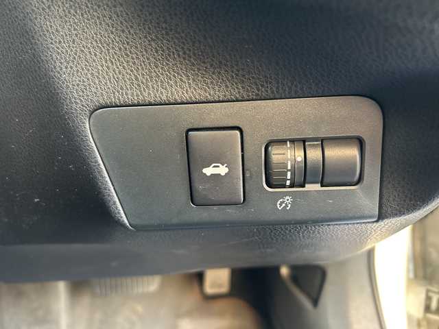 スバル ＢＲＺ R 東京都 2013(平25)年 6.6万km サテンホワイトパール 社外ナビ　（CN-S310WD）/　＜フルセグTV/DVD/CD/Bluetooth＞/バックカメラ/ETC/MTモード付AT/キーレス/スペアキー/電動格納ミラー/社外マット/取扱説明書/保証書