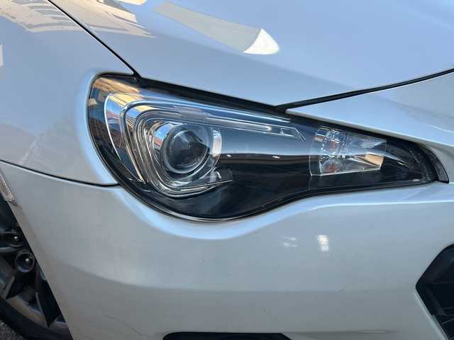 スバル ＢＲＺ R 東京都 2013(平25)年 6.6万km サテンホワイトパール 社外ナビ　（CN-S310WD）/　＜フルセグTV/DVD/CD/Bluetooth＞/バックカメラ/ETC/MTモード付AT/キーレス/スペアキー/電動格納ミラー/社外マット/取扱説明書/保証書