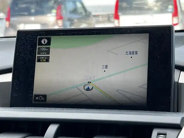 レクサス ＮＸ 300h Fスポーツ 道央・札幌 2015(平27)年 12.7万km ソニッククォーツ ４WD/純正メモリーナビ/AM/FM/BT/CD/フルセグ/レクサスセーフティセンス/衝突被害軽減ブレーキ/横滑り防止装置/レーダークルーズコントロール/レーンキープアシスト/クリアランスソナー/ブラインドスポットモニター/バックカメラ/フロントカメラ/サイドカメラ/全方位カメラ/アラウンドビューモニター/ビルトインETC/ドライブレコーダー/アイドリングストップ/SPORTMODE/ECOMODE/EVMODE/パワーバックドア/全席パワーシート/D席メモリーシート/前席シートヒーター/前席エアシート/レザーシート/革巻きステアリング/ステアリングリモコン/パドルシフト/ハンドルヒーター/電動パーキング/オートブレーキホールド/自動防眩ミラー/MTモード付AT/レーダー探知機/プッシュスタート/スマートキー/LEDヘッドライト/オートライト/オートマチックハイビーム/電動格納ミラー/ヒーテッドドアミラー/ウィンカーミラー/純正フロアマット/ドアバイザー/純正AW付夏タイヤ積込