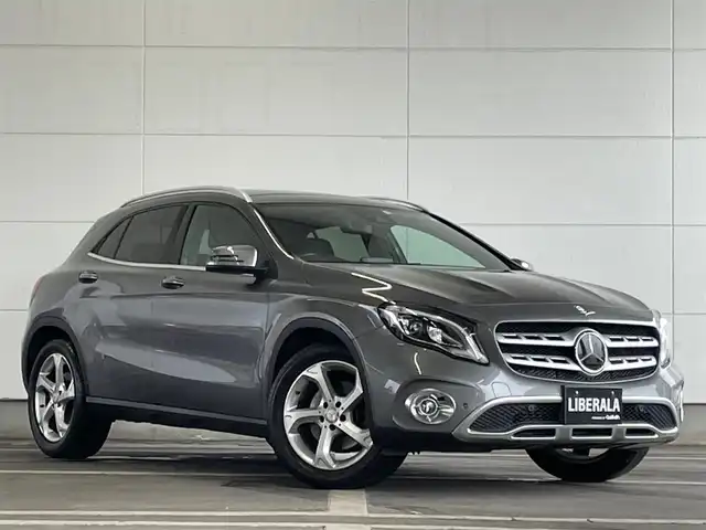 メルセデスベンツGLA220 200 260 CLA A200 B200 カーボンドアミラー