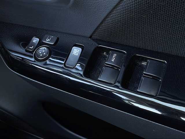 スズキ ワゴンＲ 20周年記念車 山口県 2014(平26)年 8.2万km ブルーイッシュブラックパール3 株)IDOMが運営する【じしゃロン宇部店】の自社ローン専用車両になります。こちらは現金またはオートローンご利用時の価格です。自社ローンご希望の方は別途その旨お申付け下さい/ワンオーナー/HDDナビ/アイドリングストップ/プッシュスタート/ETC