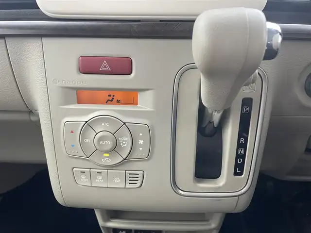 スズキ ラパン モード 大分県 2021(令3)年 1.4万km フォーンベージュメタリック/ホワイト2トーンルーフ 純正ディーラーナビ/・Bluetooth・フルセグTV・AM・FM・DISC/バックカメラ/全方位カメラ/純正フロアマット/ドライブレコーダー/横滑り防止装置/車線逸脱防止システム/衝突軽減ブレーキ/オートライト/リアコーナーセンサー/革巻きステアリング/テレビキャンセラー/ステアリングリモコン/パワーウィンドウ/パワーステアリング/電動格納ミラー