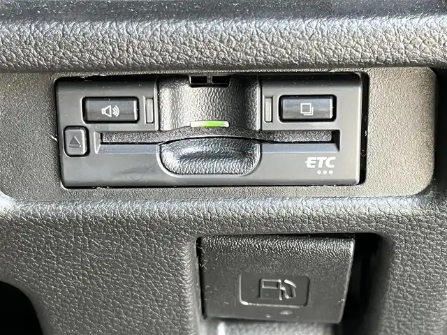 スズキ ハスラー Jスタイル 奈良県 2021(令3)年 1.5万km クールカーキパールメタリック/ホワイト2トーンルーフ 前後ドライブレコーダー　/ビルトインＥＴＣ　/純正フルセグナビ　/Ｂｌｕｅｔｏｏｔｈ　/全方位モニター　/アイドリングストップ　/純正フロアマット　/純正アルミホイール　/フロントシートヒーター　/スマートキー