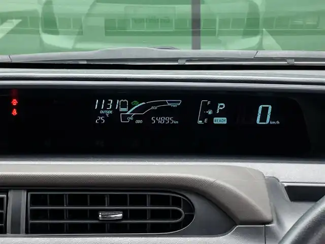 トヨタ アクア G 香川県 2014(平26)年 5.5万km スーパーホワイトⅡ 登録時走行距離：54894km/ディーラー純正ナビ/モデリスタ15インチアルミ/前後ドライブレコーダー/ETC/シートヒーター/ドアバイザー/純正フロアマット/電動格納ウィンカーミラー/オートライト/レベライザヘッドライト/プッシュスタート/スマートキー/スペアキー