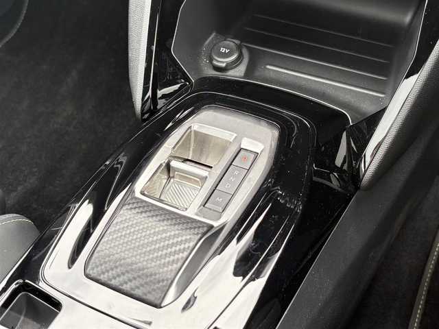 プジョー ２０８ GT 徳島県 2022(令4)年 2.6万km 青Ⅱ 純正ディスプレイ/ガラスルーフ/前後ドラレコ/ハーフレザーシート/前席シートヒーター/電動パーキング/パドルシフト/フロアマット/ＬＥＤヘッドライト/ステアリングスイッチ/レーンキープアシスト/プッシュスタート