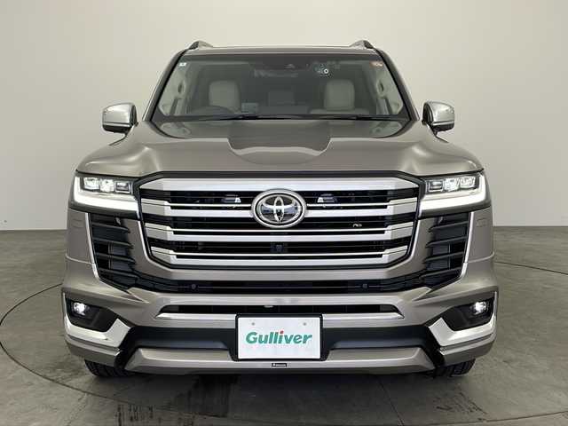 トヨタ ランドクルーザー ZX 兵庫県 2024(令6)年 0.5万km アバンギャルドブロンズメタリック ・純正ナビ/CD/DVD/Miracast/TV/BT/HDMI/・モデリスタエアロ/・サンルーフ/・JBLプレミアムサウンド/・後部座席モニター/・スマートキー/・nanoeX/・ビルトインETC2.0/・ステアリングヒーター/・シートヒーター/・シートベンチレーション/・パワーバックドア/・トヨタセーフティセンス/・レーンディパーチャーアラート/・プリクラッシュセーフティ/・ブラインドスポットモニター/・リアクロストラフィックアラート/・リヤカメラディテクション/・クリアランスソナー/・ヘッドアップディスプレイ/・ロードサインアシスト/・オートマチックハイビーム/・レーダークルーズコントロール/・クロールコントロール/・ステアリングヒーター/・デジタルインナーミラー/・前後ドライブレコーダー/・純正フロアマット/・LEDライト/・LEDフォグランプ/・20インチ純正アルミホイール