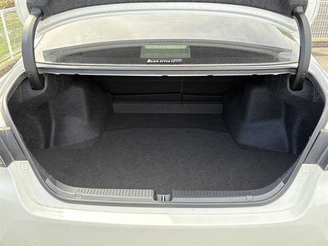 トヨタ マークＸ 250G 山口県 2013(平25)年 1.6万km ホワイトパールクリスタルシャイン SDナビ ワンセグTV CD BT AUX/バックカメラ/ビルトイン ETC/スマートキー/運転席パワーシート/リアスポイラー/HIDオートヘッドライト/フォグライト/電動コーナーポール/アルミホイール/ウッドコンビステアリング/W サイド カーテン ニー エアバッグ/横滑り防止/禁煙車