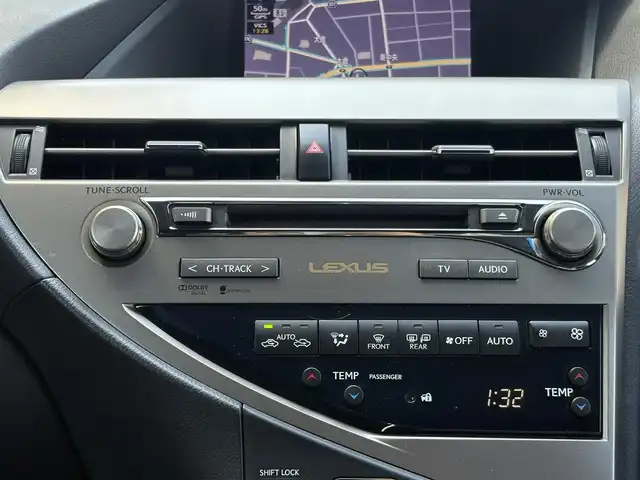 レクサス ＲＸ 350 Fスポーツ 三重県 2012(平24)年 8.1万km ブラック ♪ワンオーナー/♪4WD/スマートキー×2/プッシュスタート/黒革シート/前席パワーシート(D席メモリ付)/前席シートヒーター/パワーバックドア/クリアランスソナー/純正メーカーナビ/・フルセグ・AUX・USB/・CD録音・DVD再生/・Bluetoothオーディオ/・バック/サイドカメラ/後席モニター/AC100V/スペアタイヤ/純正19インチAW/LEDヘッドライト/フォグライト/オートライト/オートワイパー/ウィンカーミラー/オートリトラクタブルミラー/革巻ステアリング/パドルシフト/ステアリングスイッチ/クルーズコントロール/スモークフィルム/ビルトインETC/サイド/カーテン/ニーエアバック