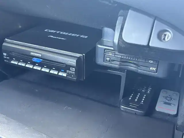 レクサス ＲＸ 350 Fスポーツ 三重県 2012(平24)年 8.1万km ブラック ♪ワンオーナー/♪4WD/スマートキー×2/プッシュスタート/黒革シート/前席パワーシート(D席メモリ付)/前席シートヒーター/パワーバックドア/クリアランスソナー/純正メーカーナビ/・フルセグ・AUX・USB/・CD録音・DVD再生/・Bluetoothオーディオ/・バック/サイドカメラ/後席モニター/AC100V/スペアタイヤ/純正19インチAW/LEDヘッドライト/フォグライト/オートライト/オートワイパー/ウィンカーミラー/オートリトラクタブルミラー/革巻ステアリング/パドルシフト/ステアリングスイッチ/クルーズコントロール/スモークフィルム/ビルトインETC/サイド/カーテン/ニーエアバック