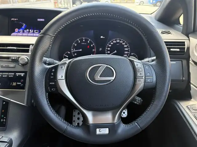 レクサス ＲＸ 350 Fスポーツ 三重県 2012(平24)年 8.1万km ブラック ♪ワンオーナー/♪4WD/スマートキー×2/プッシュスタート/黒革シート/前席パワーシート(D席メモリ付)/前席シートヒーター/パワーバックドア/クリアランスソナー/純正メーカーナビ/・フルセグ・AUX・USB/・CD録音・DVD再生/・Bluetoothオーディオ/・バック/サイドカメラ/後席モニター/AC100V/スペアタイヤ/純正19インチAW/LEDヘッドライト/フォグライト/オートライト/オートワイパー/ウィンカーミラー/オートリトラクタブルミラー/革巻ステアリング/パドルシフト/ステアリングスイッチ/クルーズコントロール/スモークフィルム/ビルトインETC/サイド/カーテン/ニーエアバック
