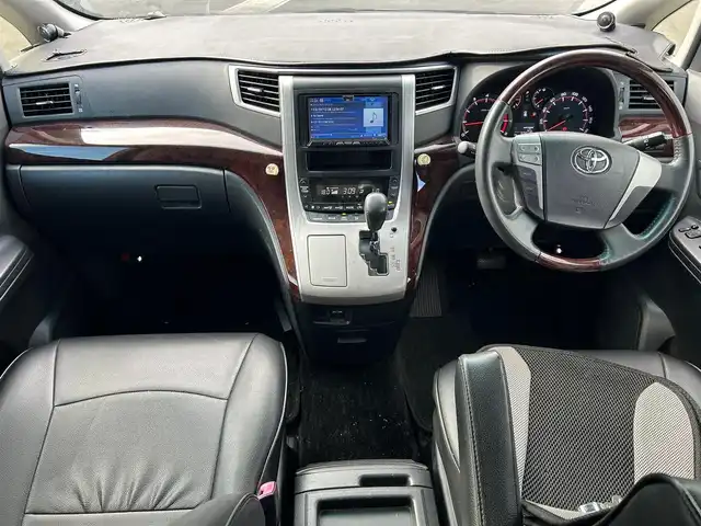 トヨタ ヴェルファイア 2．4Z 静岡県 2012(平24)年 9.4万km 黒 SDナビ(Bluetooth/フルセグTV)/ALPINE後席モニター/バックカメラ/ETC/純正フロアマット/両側パワースライドドア/カーテンエアバックス/ペアキー１本/エンジンスタートボタン/ダブルオートエアコン/パワーステアリング/パワーウィンドウ/ウォークスルー/ABS/オートライト