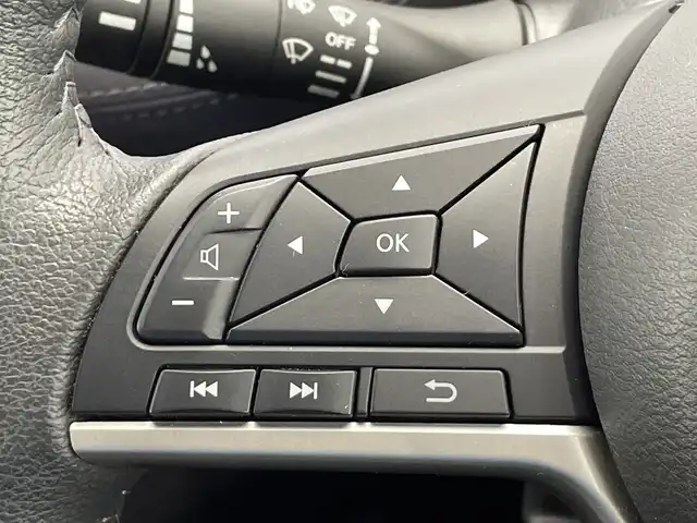 日産 セレナ ハイウェイスター V 栃木県 2020(令2)年 2万km ダイヤモンドブラック 純正10インチナビ/　（CD/DVD/フルセグTV/Bluetooth）/バックカメラ/フリップダウンモニター/プロパイロット/エマージェンシーブレーキ/レーンキープアシスト/ETC/ドライブレコーダー/両側パワースライドドア/ハンズフリースライドドア/LEDヘッドライト/純正AW/スマートキー/プッシュスタート/純正フロアマット