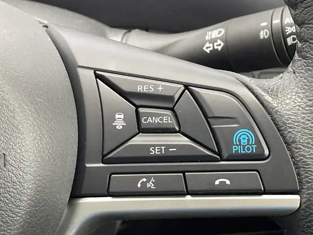 日産 セレナ ハイウェイスター V 栃木県 2020(令2)年 2万km ダイヤモンドブラック 純正10インチナビ/　（CD/DVD/フルセグTV/Bluetooth）/バックカメラ/フリップダウンモニター/プロパイロット/エマージェンシーブレーキ/レーンキープアシスト/ETC/ドライブレコーダー/両側パワースライドドア/ハンズフリースライドドア/LEDヘッドライト/純正AW/スマートキー/プッシュスタート/純正フロアマット
