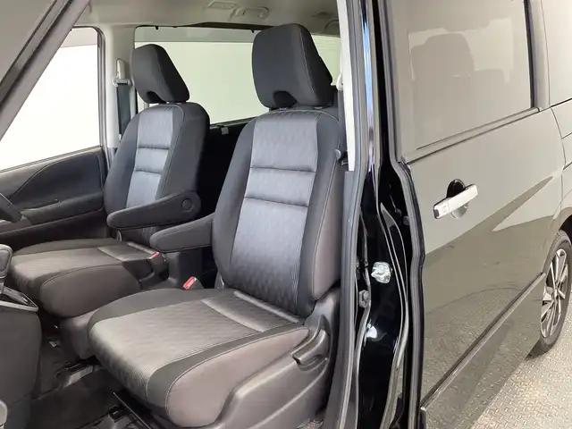 日産 セレナ ハイウェイスター V 栃木県 2020(令2)年 2万km ダイヤモンドブラック 純正10インチナビ/　（CD/DVD/フルセグTV/Bluetooth）/バックカメラ/フリップダウンモニター/プロパイロット/エマージェンシーブレーキ/レーンキープアシスト/ETC/ドライブレコーダー/両側パワースライドドア/ハンズフリースライドドア/LEDヘッドライト/純正AW/スマートキー/プッシュスタート/純正フロアマット