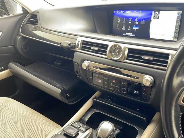 レクサス ＧＳ 350 沖縄県 2015(平27)年 8.9万km マーキュリーグレーマイカ 純正ナビ/（フルセグ Bluetooth　DVD　CD　USB）/バックカメラ/ドライブレコーダー/ビルトインETC２．０/前後コーナーセンサー/ステアリングスイッチ/レーダークルーズコントロール/パワーシート/シートヒーター/シートメモリ機能/ステアリングヒーター/オートハイライト/電動パーキング