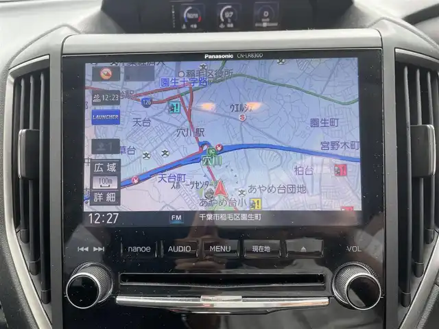 スバル インプレッサ スポーツ 2．0i－L アイサイト 千葉県 2018(平30)年 7.9万km アイスシルバーメタリック ディーラーナビ(AM/FM/フルセグ/BT/CD/USB/SD)/前後ドライブレコーダー(KZR-S100W)/SIドライブスイッチ/レーダークルーズコントロール/車間設定スイッチ/死角車両検知/車線逸脱警報/ステアリング連動ヘッドライト/アイサイト/パドルシフト/アイドリングストップ/横滑り防止機能/LEDヘッドライト/フォグランプ/バックカメラ/プッシュスタート/電動格納ミラー/ウィンカーミラー/純正フロアマット