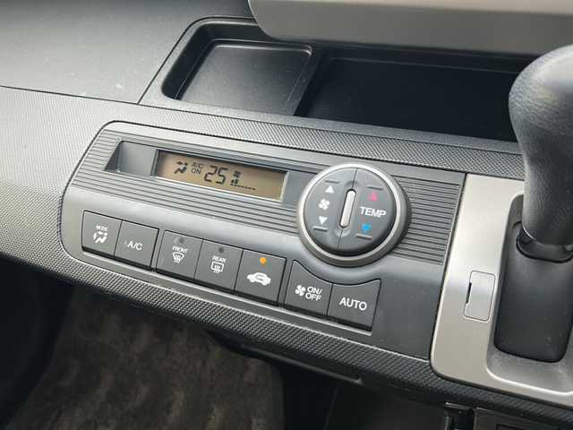 ホンダ フリード G ジャストセレクション 富山県 2013(平25)年 10.3万km プレミアムホワイトパール ワンオーナー/スマートキー×２/両側パワースライドドア/社外メモリーナビ(NR-MZ50)/DVD/MSV/DVD/フルセグTV/ETC/クルーズコントロール/電格ウィンカーミラー/HIDヘッドライト/純正フロアマット/純正マッドガード/ドアバイザー/ステアリングスイッチ/保証書・取説・ナビ取説/社外AWノーマルタイヤ車載(185/65R15)