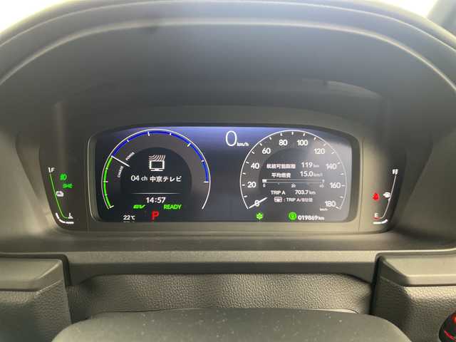 ホンダ ステップワゴン スパーダ eHEV 三重県 2023(令5)年 2万km プラチナホワイトパール /純正11.4インチナビ//フルセグ//バックカメラ//パワーバックドア//シートヒーター//追従式クルーズコントロール//衝突軽減ブレーキ//レーンキープアシスト//ブラインドスポットモニター//オートハイビーム//コーナーセンサー//両側パワースライドドア//ETC//スマートキー