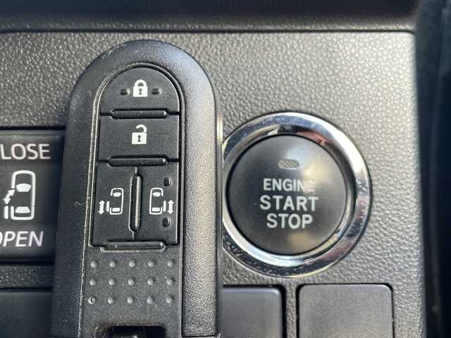 ダイハツ タント カスタム RS SAⅡ 青森県 2015(平27)年 7.6万km ブラックマイカメタリック ・4WD/・ターボ/・社外ナビ/・フルセグ/・両側パワースライドドア/・衝突軽減ブレーキ/・横滑り抑制装置/・プッシュスタート/・スマートキー/・オートライト/・フォグランプ/・USB端子/・ドアバイザー/・スマートキー/・純正15AW