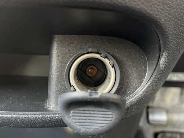 ダイハツ タント カスタム RS SAⅡ 青森県 2015(平27)年 7.6万km ブラックマイカメタリック ・4WD/・ターボ/・社外ナビ/・フルセグ/・両側パワースライドドア/・衝突軽減ブレーキ/・横滑り抑制装置/・プッシュスタート/・スマートキー/・オートライト/・フォグランプ/・USB端子/・ドアバイザー/・スマートキー/・純正15AW