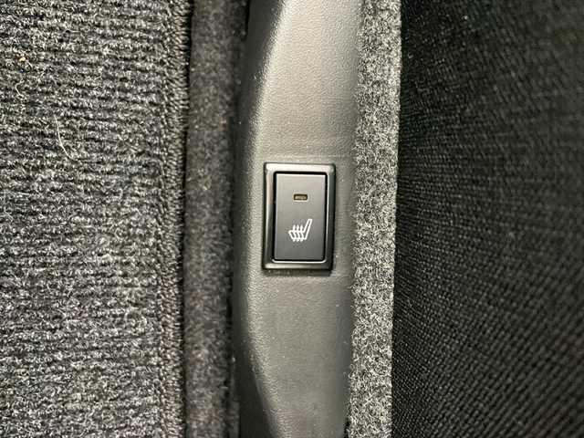 スズキ クロスビー HYBRID MZ 秋田県 2024(令6)年 3.1万km キャラバンアイボリーパールメタリック/ホワイト 2トーンルーフ ４WD/社外ナビ【AM/FM/CD/BT】　/バックカメラ　/ＥＴＣ　/パドルシフト　/プッシュスタート　/クルーズコントロール/前席シートヒーター　/ＵＳＢポート　/レーンキープアシスト　/衝突被害軽減システム　/クリアランスソナー　/横滑り防止装置/ヒルディセントコントロール/ダウンヒルアシストコントロール/オートエアコン/オートライト/SNOW/SPORT/アイドリングストップ/コーナーセンサー/革巻きステアリング/電格ミラー/フォグライト/ウィンカーミラー/純正AW/保証書/取り扱い説明書