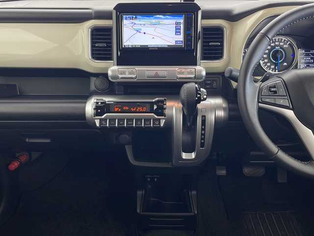 スズキ クロスビー HYBRID MZ 秋田県 2024(令6)年 3.1万km キャラバンアイボリーパールメタリック/ホワイト 2トーンルーフ ４WD/社外ナビ【AM/FM/CD/BT】　/バックカメラ　/ＥＴＣ　/パドルシフト　/プッシュスタート　/クルーズコントロール/前席シートヒーター　/ＵＳＢポート　/レーンキープアシスト　/衝突被害軽減システム　/クリアランスソナー　/横滑り防止装置/ヒルディセントコントロール/ダウンヒルアシストコントロール/オートエアコン/オートライト/SNOW/SPORT/アイドリングストップ/コーナーセンサー/革巻きステアリング/電格ミラー/フォグライト/ウィンカーミラー/純正AW/保証書/取り扱い説明書