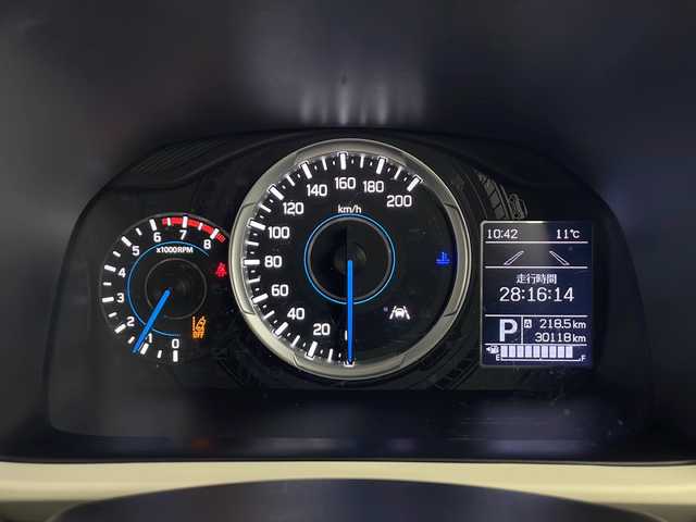 スズキ クロスビー HYBRID MZ 秋田県 2024(令6)年 3.1万km キャラバンアイボリーパールメタリック/ホワイト 2トーンルーフ ４WD/社外ナビ【AM/FM/CD/BT】　/バックカメラ　/ＥＴＣ　/パドルシフト　/プッシュスタート　/クルーズコントロール/前席シートヒーター　/ＵＳＢポート　/レーンキープアシスト　/衝突被害軽減システム　/クリアランスソナー　/横滑り防止装置/ヒルディセントコントロール/ダウンヒルアシストコントロール/オートエアコン/オートライト/SNOW/SPORT/アイドリングストップ/コーナーセンサー/革巻きステアリング/電格ミラー/フォグライト/ウィンカーミラー/純正AW/保証書/取り扱い説明書