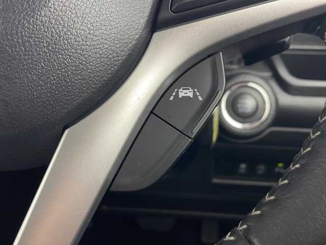 スズキ クロスビー HYBRID MZ 秋田県 2024(令6)年 3.1万km キャラバンアイボリーパールメタリック/ホワイト 2トーンルーフ ４WD/社外ナビ【AM/FM/CD/BT】　/バックカメラ　/ＥＴＣ　/パドルシフト　/プッシュスタート　/クルーズコントロール/前席シートヒーター　/ＵＳＢポート　/レーンキープアシスト　/衝突被害軽減システム　/クリアランスソナー　/横滑り防止装置/ヒルディセントコントロール/ダウンヒルアシストコントロール/オートエアコン/オートライト/SNOW/SPORT/アイドリングストップ/コーナーセンサー/革巻きステアリング/電格ミラー/フォグライト/ウィンカーミラー/純正AW/保証書/取り扱い説明書