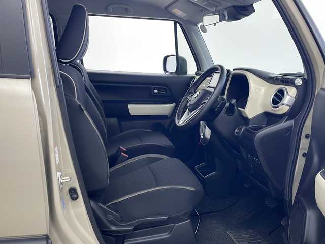 スズキ クロスビー HYBRID MZ 秋田県 2024(令6)年 3.1万km キャラバンアイボリーパールメタリック/ホワイト 2トーンルーフ ４WD/社外ナビ【AM/FM/CD/BT】　/バックカメラ　/ＥＴＣ　/パドルシフト　/プッシュスタート　/クルーズコントロール/前席シートヒーター　/ＵＳＢポート　/レーンキープアシスト　/衝突被害軽減システム　/クリアランスソナー　/横滑り防止装置/ヒルディセントコントロール/ダウンヒルアシストコントロール/オートエアコン/オートライト/SNOW/SPORT/アイドリングストップ/コーナーセンサー/革巻きステアリング/電格ミラー/フォグライト/ウィンカーミラー/純正AW/保証書/取り扱い説明書