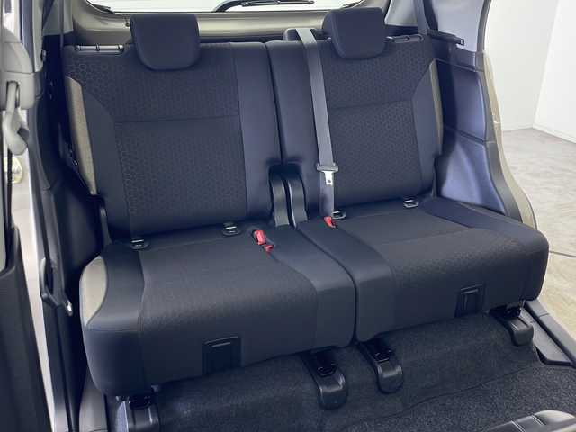 スズキ クロスビー HYBRID MZ 秋田県 2024(令6)年 3.1万km キャラバンアイボリーパールメタリック/ホワイト 2トーンルーフ ４WD/社外ナビ【AM/FM/CD/BT】　/バックカメラ　/ＥＴＣ　/パドルシフト　/プッシュスタート　/クルーズコントロール/前席シートヒーター　/ＵＳＢポート　/レーンキープアシスト　/衝突被害軽減システム　/クリアランスソナー　/横滑り防止装置/ヒルディセントコントロール/ダウンヒルアシストコントロール/オートエアコン/オートライト/SNOW/SPORT/アイドリングストップ/コーナーセンサー/革巻きステアリング/電格ミラー/フォグライト/ウィンカーミラー/純正AW/保証書/取り扱い説明書