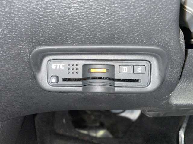 ホンダ ヴェゼル ハイブリッド Z 千葉県 2015(平27)年 6.9万km ルーセブラックM 純正インターナビ/フルセグTV/Bluetooth/CD/DVD/USB/バックカメラ/ビルトインETC/パドルシフト/ステアリングリモコン/ハーフレザーシート/シートヒーター/ワイパーデアイサー/クルーズコントロール/ISOFIX/ルーフレール/LEDヘッドライト