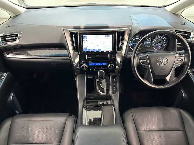 トヨタ アルファードハイブリット SR 宮城県 2019(令1)年 7.1万km ブラック 4WD/オットマン/トヨタセーフティーセンス/・ブラインドスポットモニター/・車線逸脱警報装置/・プリクラッシュセーフティ/・レーントレーシングアシスト/・レーンチェンジアシスト/・ロードサインアシスト/純正ナビ/・ETC/・フルセグTV/・Bluetooth/CD/DVD/・バックカメラ/・デジタルインナーミラー/両側パワースライドドア/パワーバックドア/レーダークルーズコントロール/電子パーキング/・オートホールド/アイドリングストップ/電子パーキング/・オートブレーキホールド/革巻きステアリング/・ステアリングスイッチ/レザーシート/・パワーシート（運転席/助手席）/・メモリシート(運転席)/・エアシート（運転席/助手席）/・シートヒーター（運転席/助手席）/プッシュスタート/・スマートキー/LEDヘッドライト/・オートライト/・オートハイビーム/純正フロアマット