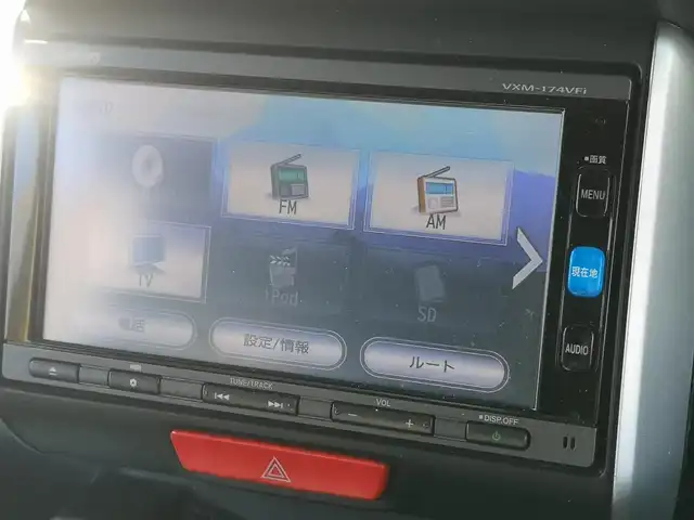 ホンダ Ｎ ＢＯＸ カスタム SSパッケージ 茨城県 2017(平29)年 6.5万km プレミアムホワイトパールⅡ 純正ナビ/【CD・DVD・AM・FM・TV・iPod・SD・USB・BT・VTR・AUX】/シートヒーター/両側パワスラ/ETC/Bカメラ/前方ドラレコ/アイドリングストップ/オートライト/Fフォグ/LEDライト/純正フロアマット/純正アルミホイール/電格ミラー/ウインカーミラー/ドアバイザー/チップアップシート/ステリモ/ロールサンシェード