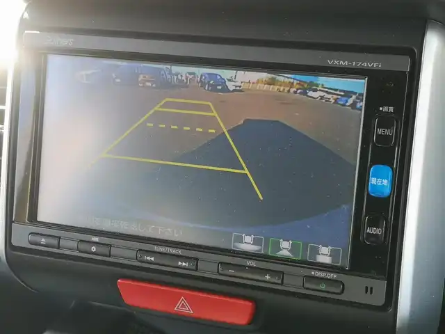 ホンダ Ｎ ＢＯＸ カスタム SSパッケージ 茨城県 2017(平29)年 6.5万km プレミアムホワイトパールⅡ 純正ナビ/【CD・DVD・AM・FM・TV・iPod・SD・USB・BT・VTR・AUX】/シートヒーター/両側パワスラ/ETC/Bカメラ/前方ドラレコ/アイドリングストップ/オートライト/Fフォグ/LEDライト/純正フロアマット/純正アルミホイール/電格ミラー/ウインカーミラー/ドアバイザー/チップアップシート/ステリモ/ロールサンシェード