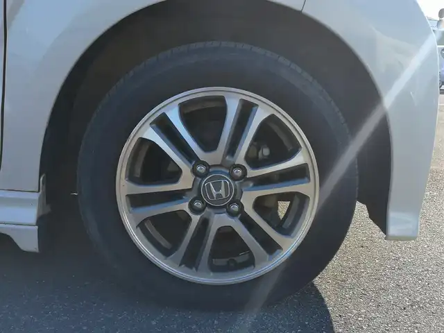 ホンダ Ｎ ＢＯＸ カスタム SSパッケージ 茨城県 2017(平29)年 6.5万km プレミアムホワイトパールⅡ 純正ナビ/【CD・DVD・AM・FM・TV・iPod・SD・USB・BT・VTR・AUX】/シートヒーター/両側パワスラ/ETC/Bカメラ/前方ドラレコ/アイドリングストップ/オートライト/Fフォグ/LEDライト/純正フロアマット/純正アルミホイール/電格ミラー/ウインカーミラー/ドアバイザー/チップアップシート/ステリモ/ロールサンシェード