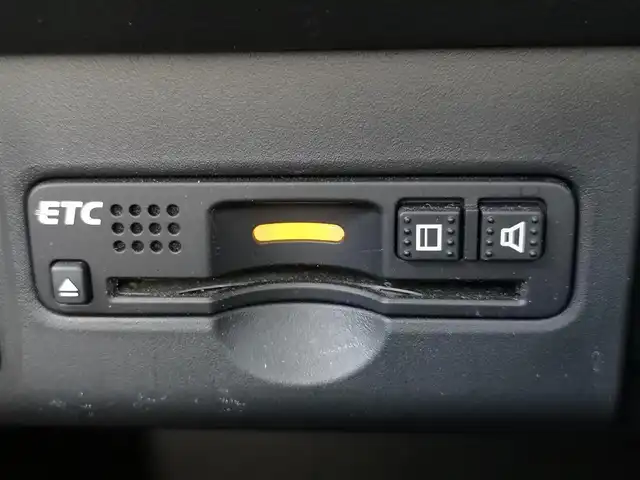 ホンダ Ｎ ＢＯＸ カスタム SSパッケージ 茨城県 2017(平29)年 6.5万km プレミアムホワイトパールⅡ 純正ナビ/【CD・DVD・AM・FM・TV・iPod・SD・USB・BT・VTR・AUX】/シートヒーター/両側パワスラ/ETC/Bカメラ/前方ドラレコ/アイドリングストップ/オートライト/Fフォグ/LEDライト/純正フロアマット/純正アルミホイール/電格ミラー/ウインカーミラー/ドアバイザー/チップアップシート/ステリモ/ロールサンシェード