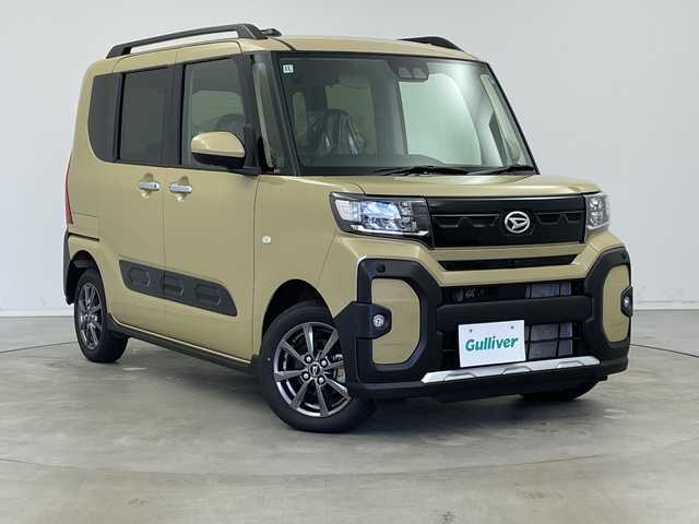 ダイハツ タント ファンクロス 新潟県 2024(令6)年 0.2万km サンドベージュメタリック 4WD/衝突軽減ブレーキ/両側パワースライドドア/オートライト/オートハイビーム/LEDヘッドライト/アイドリングストップ/オートブレーキホールド/オートドアミラー/プッシュスタート/純正フロアマット