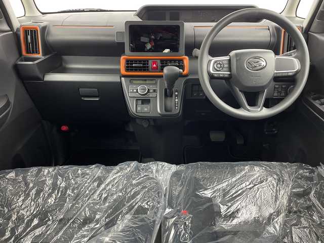 ダイハツ タント ファンクロス 新潟県 2024(令6)年 0.2万km サンドベージュメタリック 4WD/衝突軽減ブレーキ/両側パワースライドドア/オートライト/オートハイビーム/LEDヘッドライト/アイドリングストップ/オートブレーキホールド/オートドアミラー/プッシュスタート/純正フロアマット