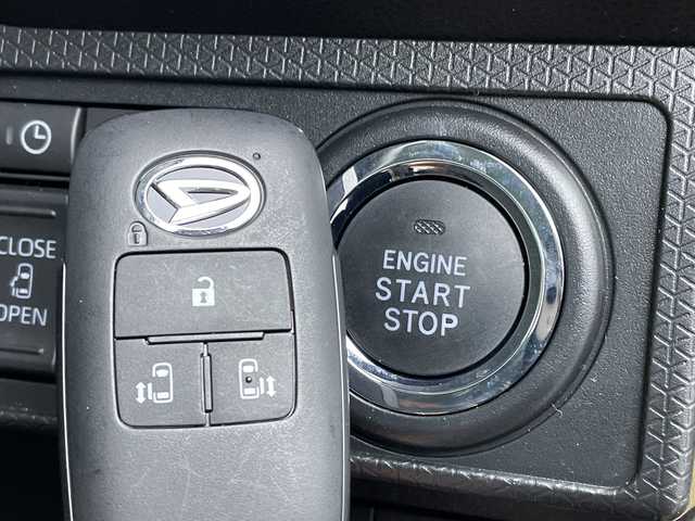 ダイハツ タント ファンクロス 新潟県 2024(令6)年 0.2万km サンドベージュメタリック 4WD/衝突軽減ブレーキ/両側パワースライドドア/オートライト/オートハイビーム/LEDヘッドライト/アイドリングストップ/オートブレーキホールド/オートドアミラー/プッシュスタート/純正フロアマット