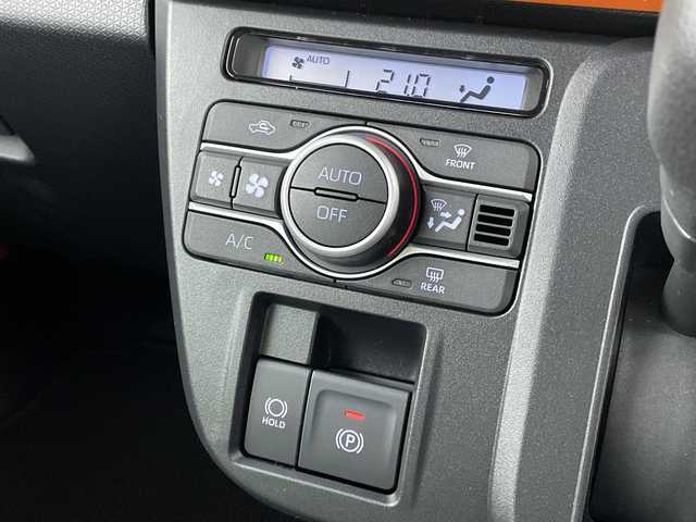 ダイハツ タント ファンクロス 新潟県 2024(令6)年 0.2万km サンドベージュメタリック 4WD/衝突軽減ブレーキ/両側パワースライドドア/オートライト/オートハイビーム/LEDヘッドライト/アイドリングストップ/オートブレーキホールド/オートドアミラー/プッシュスタート/純正フロアマット