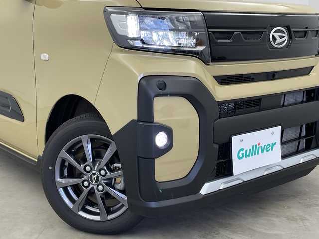 ダイハツ タント ファンクロス 新潟県 2024(令6)年 0.2万km サンドベージュメタリック 4WD/衝突軽減ブレーキ/両側パワースライドドア/オートライト/オートハイビーム/LEDヘッドライト/アイドリングストップ/オートブレーキホールド/オートドアミラー/プッシュスタート/純正フロアマット