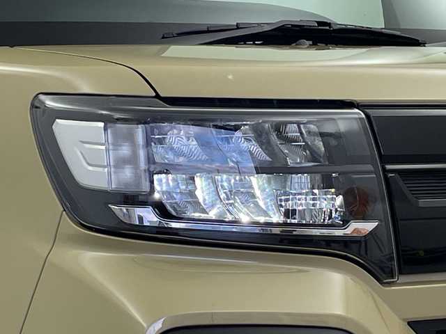 ダイハツ タント ファンクロス 新潟県 2024(令6)年 0.2万km サンドベージュメタリック 4WD/衝突軽減ブレーキ/両側パワースライドドア/オートライト/オートハイビーム/LEDヘッドライト/アイドリングストップ/オートブレーキホールド/オートドアミラー/プッシュスタート/純正フロアマット