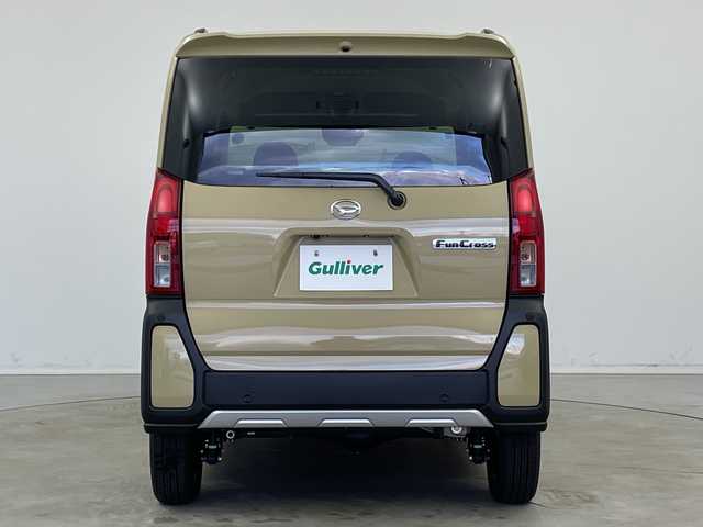 ダイハツ タント ファンクロス 新潟県 2024(令6)年 0.2万km サンドベージュメタリック 4WD/衝突軽減ブレーキ/両側パワースライドドア/オートライト/オートハイビーム/LEDヘッドライト/アイドリングストップ/オートブレーキホールド/オートドアミラー/プッシュスタート/純正フロアマット