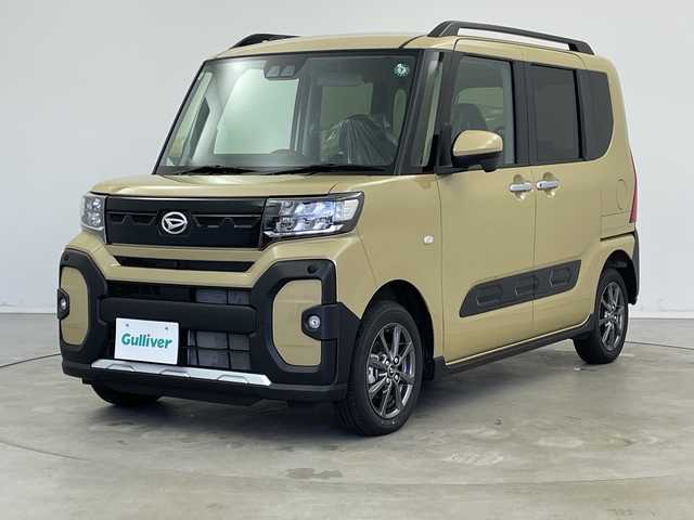 ダイハツ タント ファンクロス 新潟県 2024(令6)年 0.2万km サンドベージュメタリック 4WD/衝突軽減ブレーキ/両側パワースライドドア/オートライト/オートハイビーム/LEDヘッドライト/アイドリングストップ/オートブレーキホールド/オートドアミラー/プッシュスタート/純正フロアマット