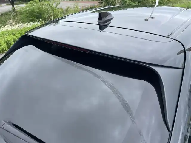 ホンダ ヴェゼル G 山形県 2023(令5)年 1.3万km クリスタルブラックパール 4WD/ホンダセンシング/純正ナビ/　【USB BT スマートフォン連動】/フルセグTV/バックカメラ/ETC2.0/ステアリングスイッチ/レーダークルーズコントロール/シートヒーター/ミラーヒーター/コーナーセンサー/ダウンヒルアシスト/アイドリングストップ/LEDライト/フォグランプ/ウィンカーミラー/純正フロアマット
