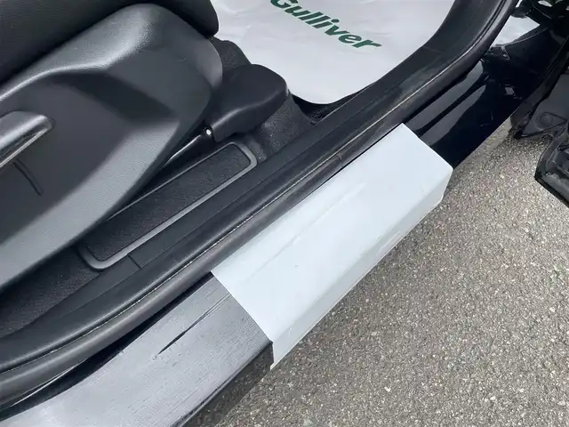 ホンダ ヴェゼル G 山形県 2023(令5)年 1.3万km クリスタルブラックパール 4WD/ホンダセンシング/純正ナビ/　【USB BT スマートフォン連動】/フルセグTV/バックカメラ/ETC2.0/ステアリングスイッチ/レーダークルーズコントロール/シートヒーター/ミラーヒーター/コーナーセンサー/ダウンヒルアシスト/アイドリングストップ/LEDライト/フォグランプ/ウィンカーミラー/純正フロアマット