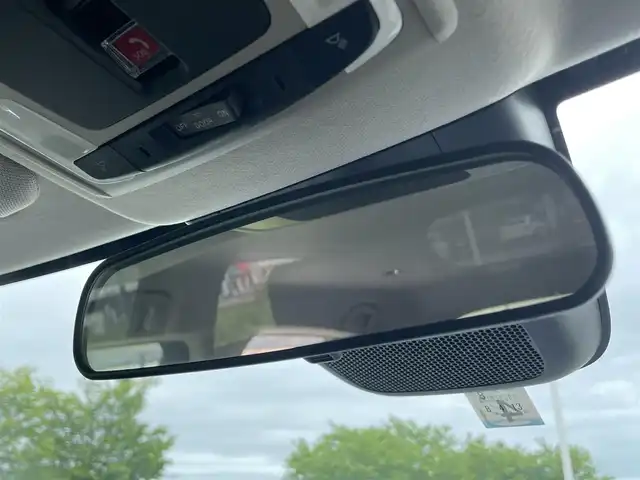 ホンダ ヴェゼル G 山形県 2023(令5)年 1.3万km クリスタルブラックパール 4WD/ホンダセンシング/純正ナビ/　【USB BT スマートフォン連動】/フルセグTV/バックカメラ/ETC2.0/ステアリングスイッチ/レーダークルーズコントロール/シートヒーター/ミラーヒーター/コーナーセンサー/ダウンヒルアシスト/アイドリングストップ/LEDライト/フォグランプ/ウィンカーミラー/純正フロアマット