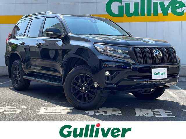 トヨタ ランドクルーザー プラド TX Lパッケージ マットブラED 東京都 2023(令5)年 0.9万km アティチュードブラックマイカ 純正コネクテッドナビ/・DTV/ラジオ/Miracast/Bluetooth/全方位カメラ/前後クリアランスソナー/電動サンルーフ/レザーシート/前席パワーシート/エアシート/電動格納サードシート/Toyota Safety Sense/・プリクラッシュセーフティ/・レーンディパーチャーアラート/・オートマチックハイビーム/・ロードサインアシスト/・レーダークルーズコントロール/・先行車発進告知機能/ルーフレール/純正18インチAW/プッシュEgスタート/ストップ/スマートキー/ターンランプ付電動格納ドアミラー/ドアバイザー/純正フロアマット/取扱説明書/ナビ取扱説明書/新車時保証書