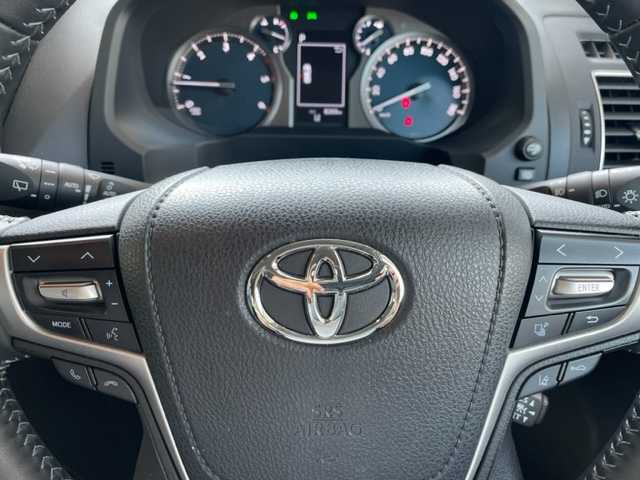 トヨタ ランドクルーザー プラド TX Lパッケージ マットブラED 東京都 2023(令5)年 0.9万km アティチュードブラックマイカ 純正コネクテッドナビ/・DTV/ラジオ/Miracast/Bluetooth/全方位カメラ/前後クリアランスソナー/電動サンルーフ/レザーシート/前席パワーシート/エアシート/電動格納サードシート/Toyota Safety Sense/・プリクラッシュセーフティ/・レーンディパーチャーアラート/・オートマチックハイビーム/・ロードサインアシスト/・レーダークルーズコントロール/・先行車発進告知機能/ルーフレール/純正18インチAW/プッシュEgスタート/ストップ/スマートキー/ターンランプ付電動格納ドアミラー/ドアバイザー/純正フロアマット/取扱説明書/ナビ取扱説明書/新車時保証書
